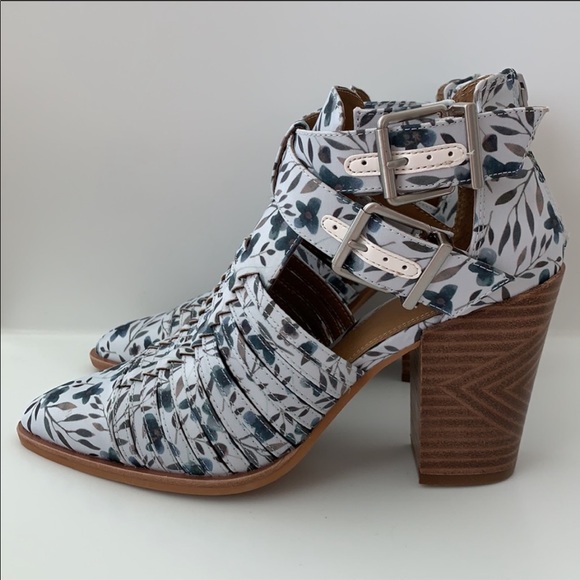 Gianni Bini Boots New without Box - Picture 6 of 7